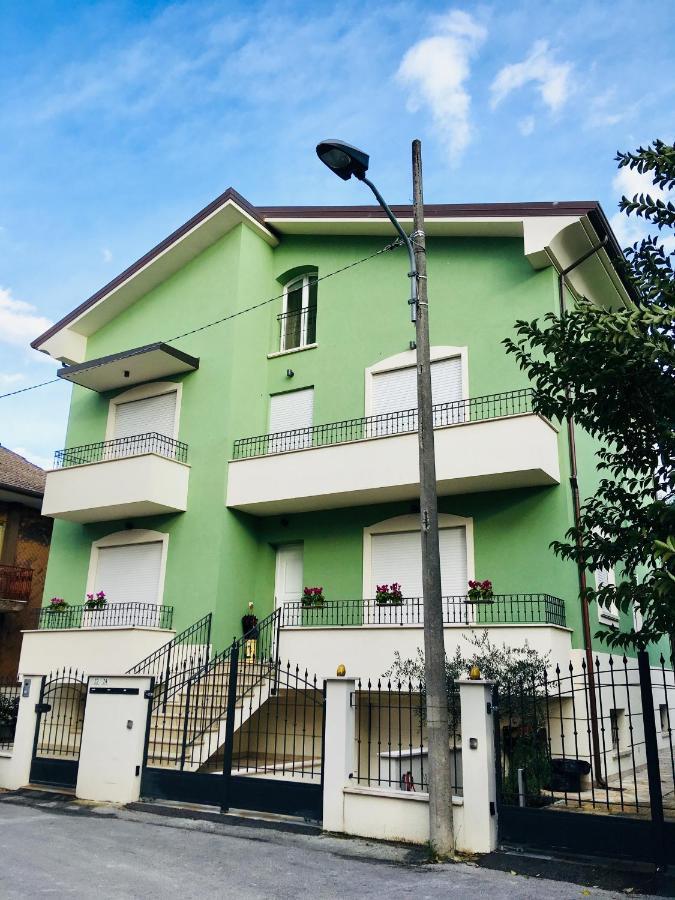 Residenza Elena Apartment Rimini Bagian luar foto